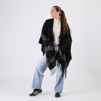 Poncho Atenas Negro I-D