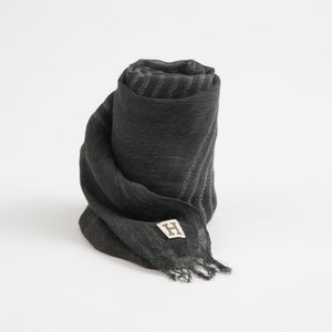 Pañuelo Liso Emil Lurex Gris Humana