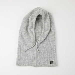 Cuello  Huyen Gris Humana