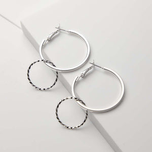 Aros Largos Plateados Essential Loop Humana