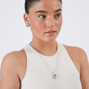 Set de aros y collar Gabriela Plateado ID