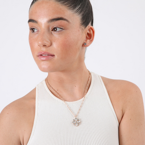 Set de aros y collar Filippa Dorado ID