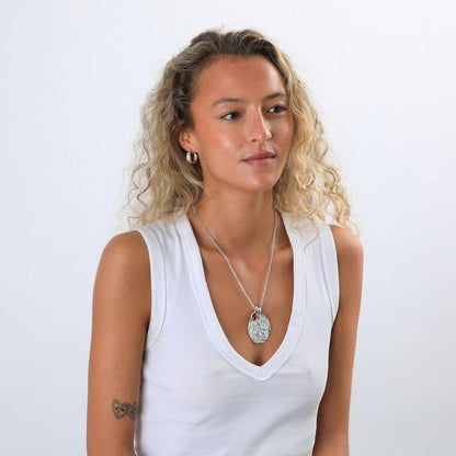 Collar Corto Plateado Ema I-D