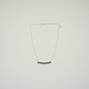 Collar Corto Brillos Plateado Tatienne