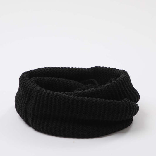 Cuello Basic Negro Tatienne