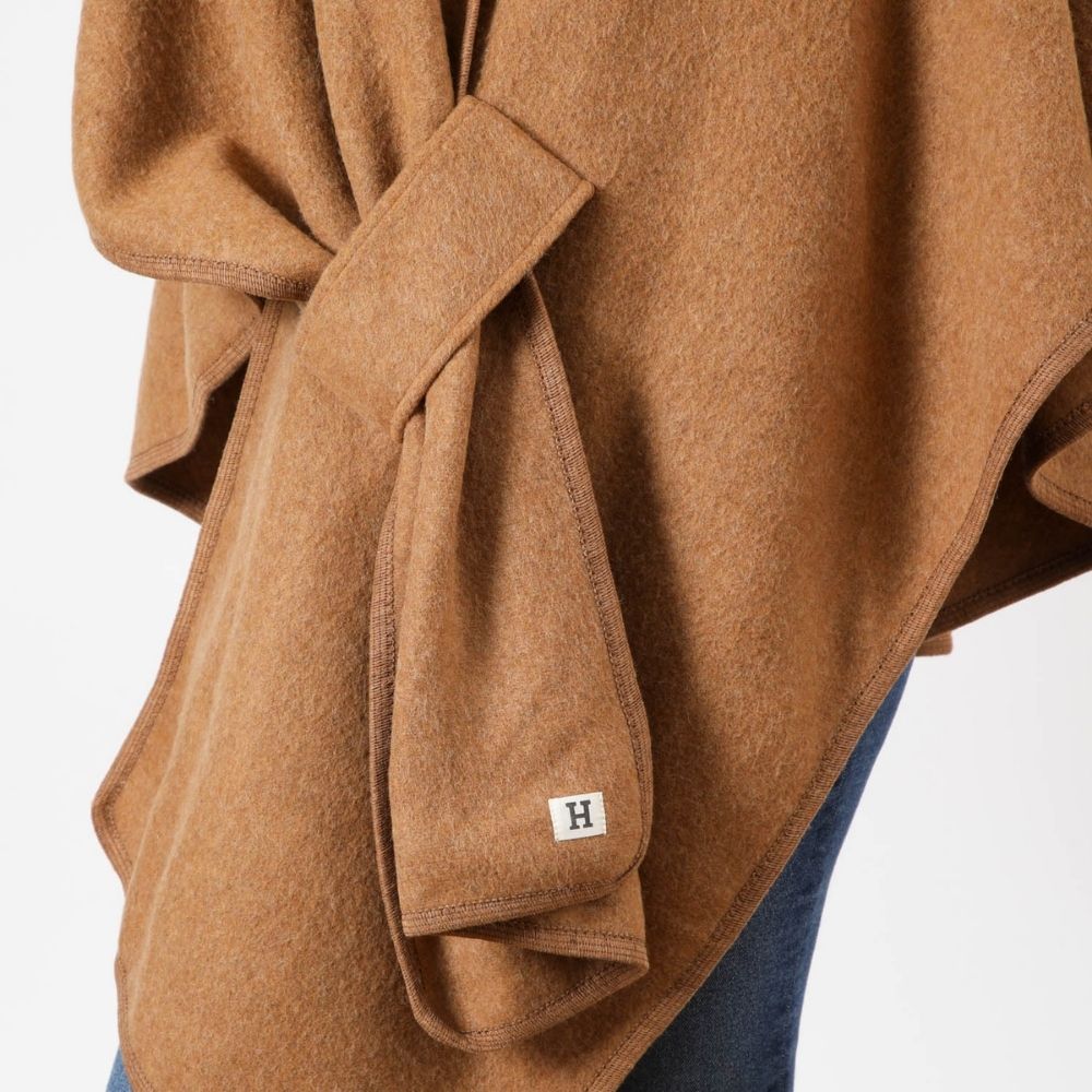 Poncho  Artemisa Café Humana