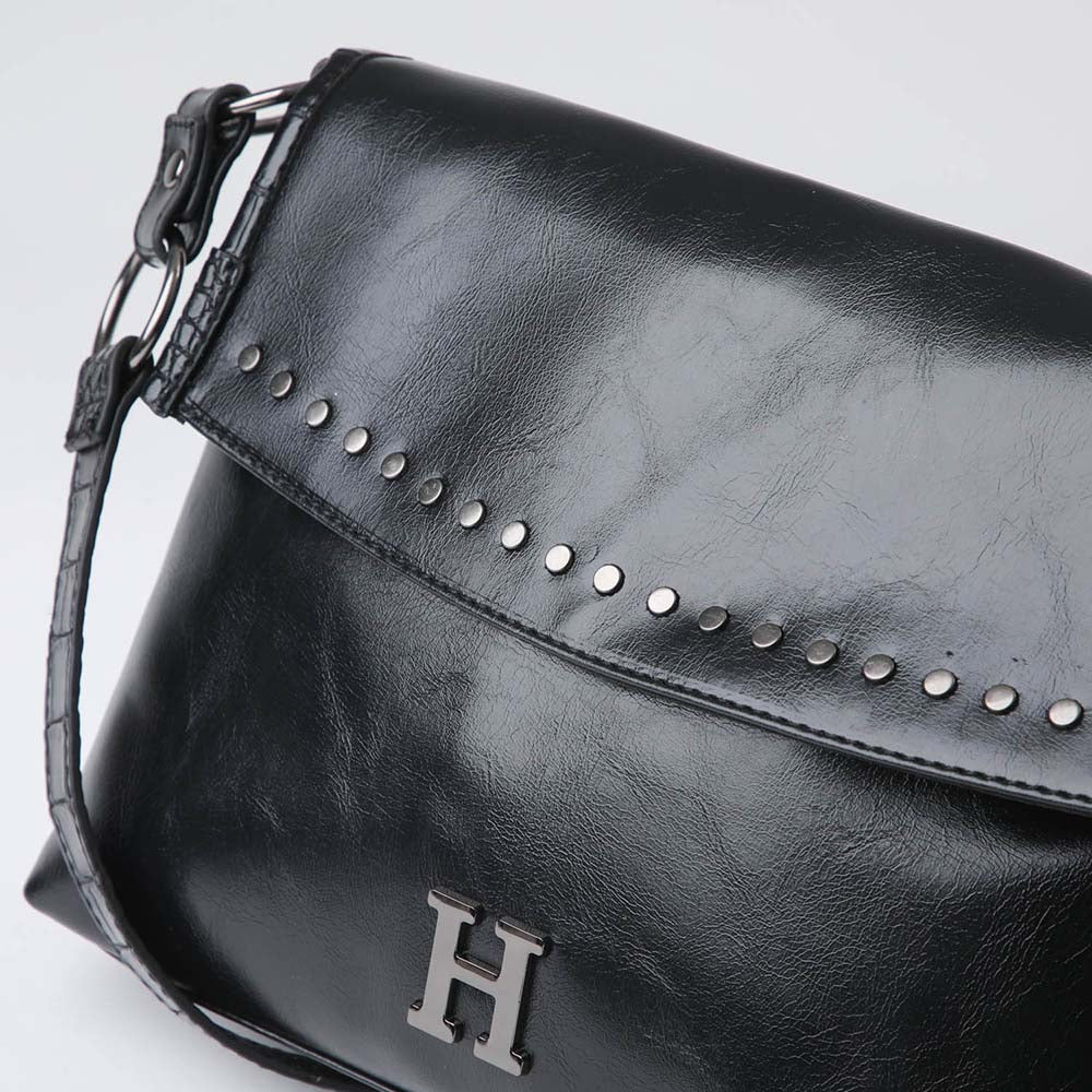 Cartera Hombro Studs Negra Humana