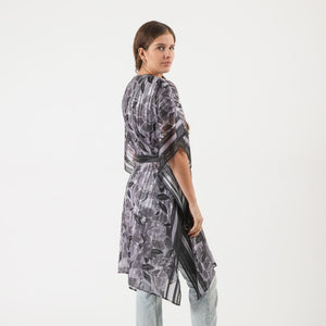 Kimono Floral Gris Humana