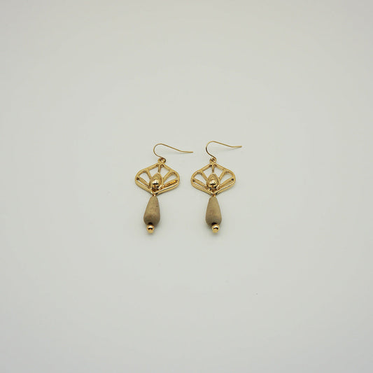 Aros Largo Loto Dorado Tatienne