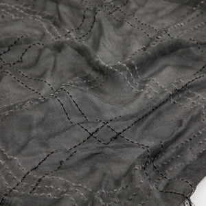 Pañuelo Liso Elian Bordado Gris Humana