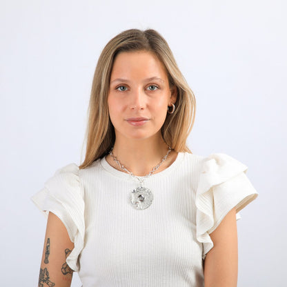 Collar Corto Avel Plateado Humana