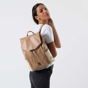 Mochila Day Camel Humana