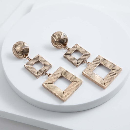 Aros Largo Cayetana Dorado i-D