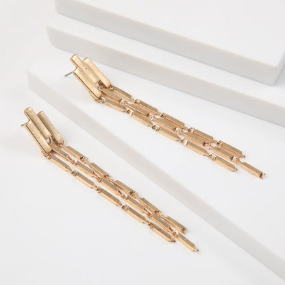 Aros Largos Vania Dorado Humana