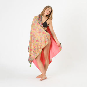 Toalla Reversible Floral Verde Tatienne