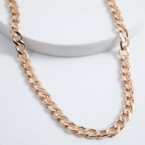 Collar Corto Llanes Dorado Humana