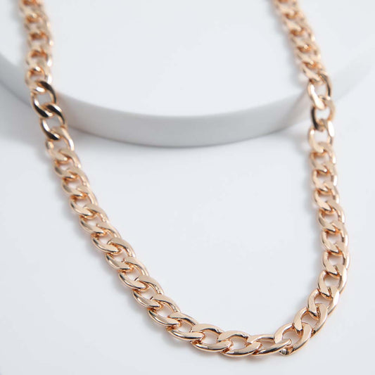 Collar Corto Llanes Dorado Humana