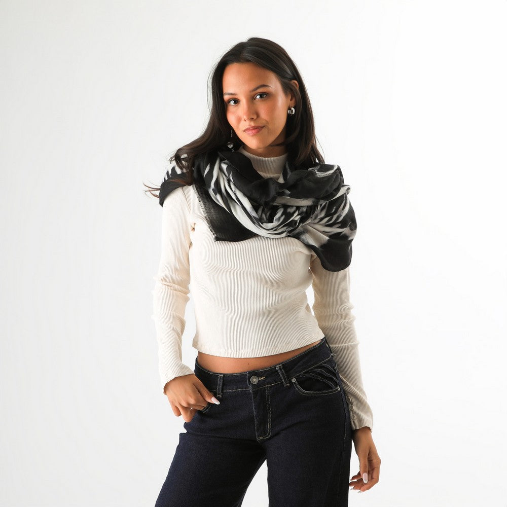 Pañuelo Estampado Jairo Negro Humana