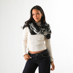 Pañuelo Estampado Jairo Negro Humana