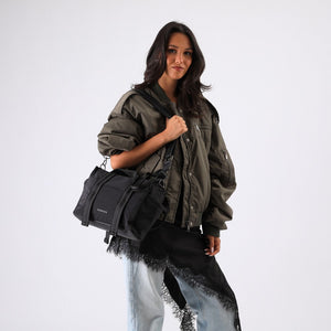 Cartera Tote Caty Negro Humana