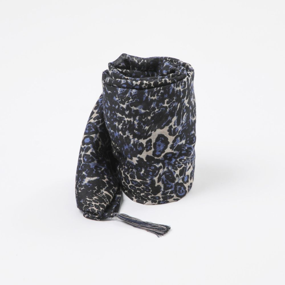 Pañuelo Estampado Alamo Negro Humana