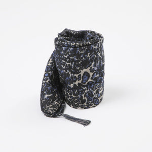 Pañuelo Estampado Alamo Negro Humana