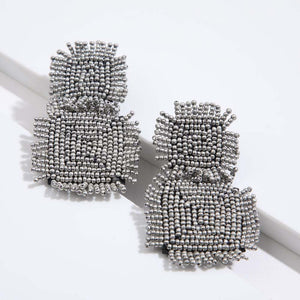 Aros Largos Agapanto Plateados Humana