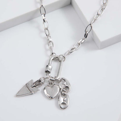 Collar Corto Roots Plateado i-D