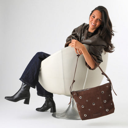 Cartera Cruzada Angie Brown Suede Humana