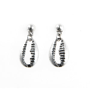 Aros Mediano Plateado Conchitas Tatienne