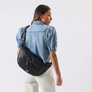 Banano Morral Negro Humana