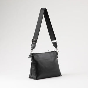 Cartera Bandolera Berta Ecocuero Negro Humana