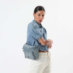 Banano Lia Azul Humana