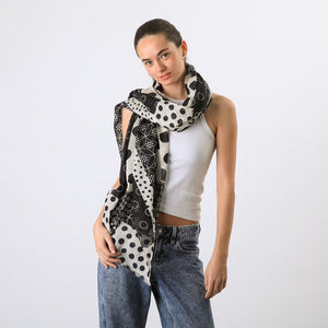 Pañuelo Estampado César Blanco Y Negro Humana