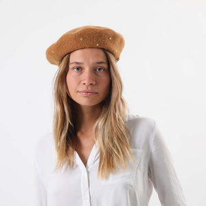 Gorro Hearts Café Tatienne