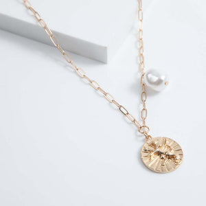 Collar Corto White Dorado i-D