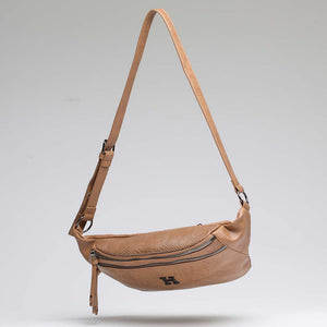 Banano Camel Kaia Humana