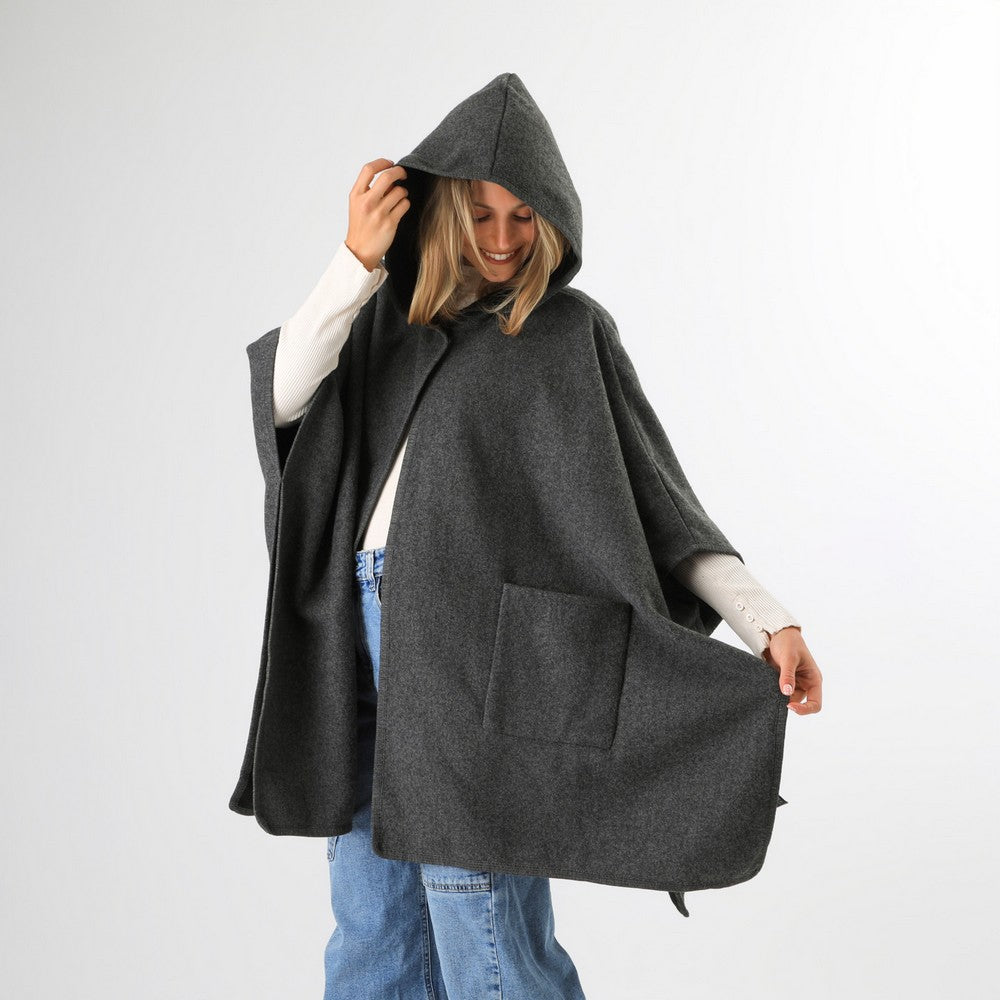 Poncho Iris Dk Grey Humana
